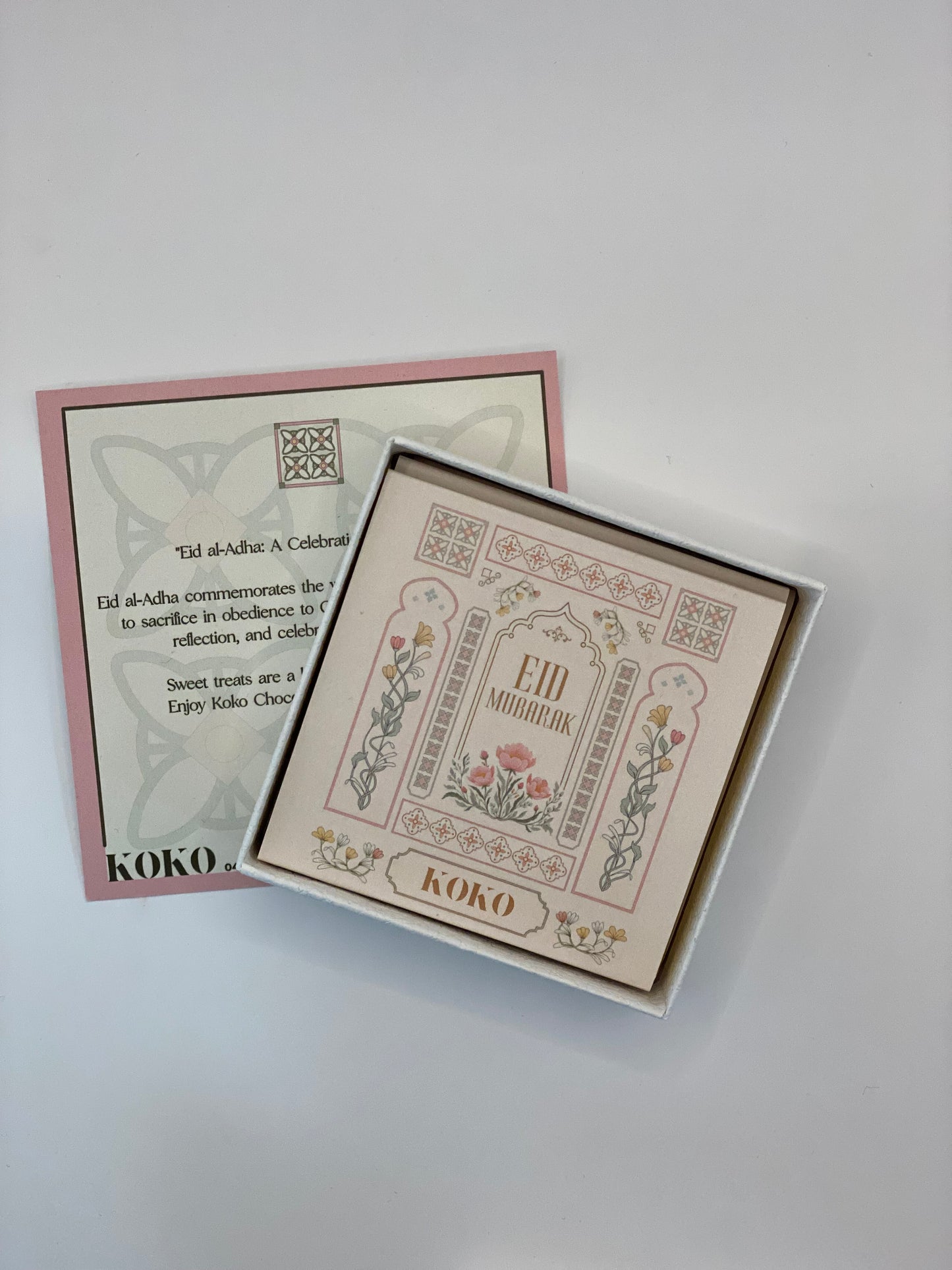 ADHA - 4 pieces chocolate artistic chocolate