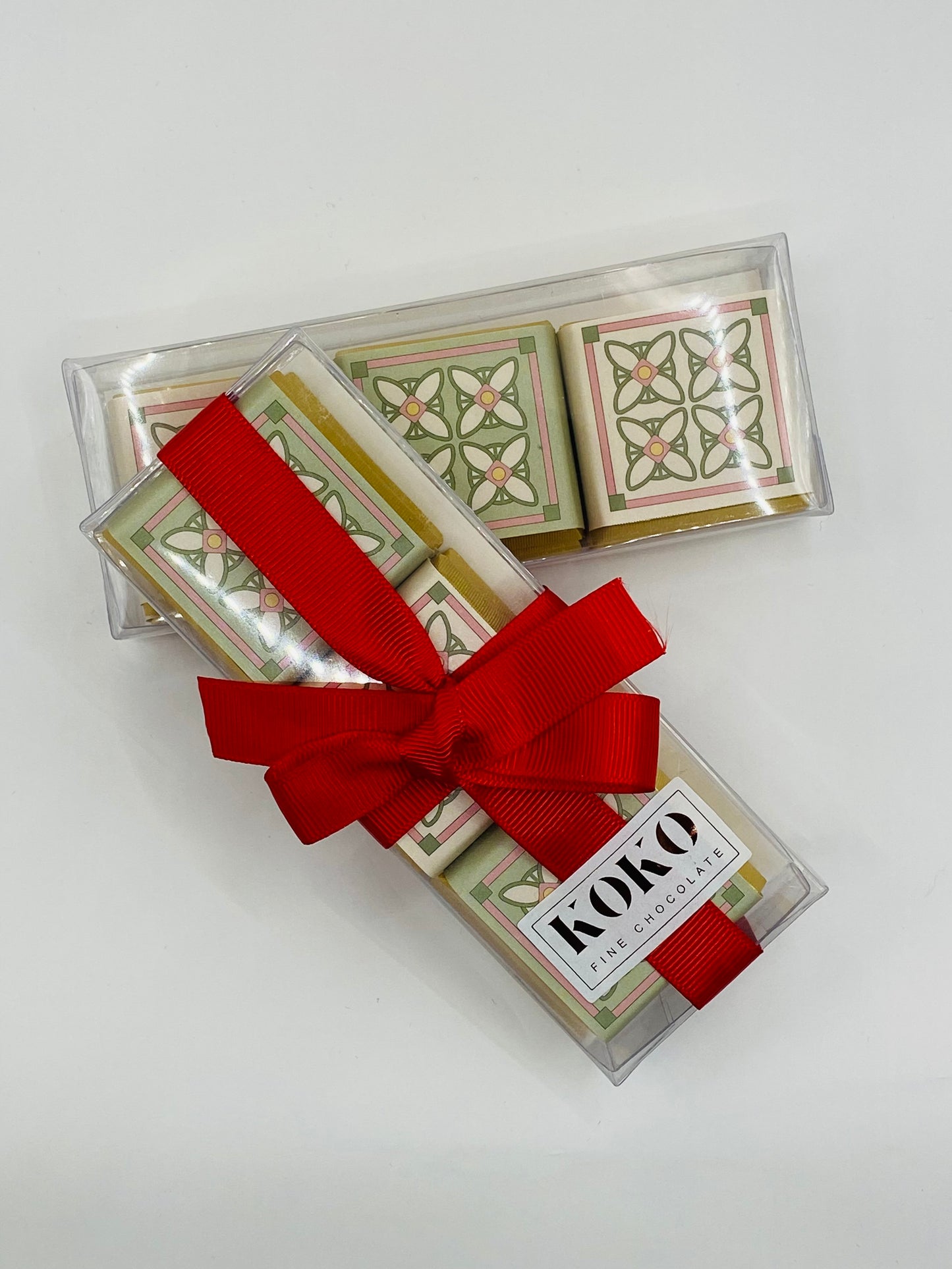 ADHA - 6 pieces chocolate box with craft white paper bag