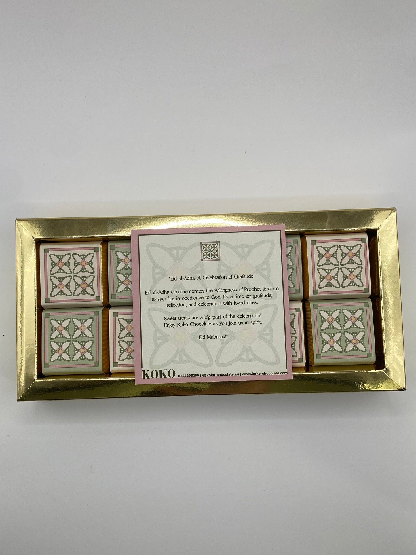 ADHA - 30 pieces chocolate GOLDEN box