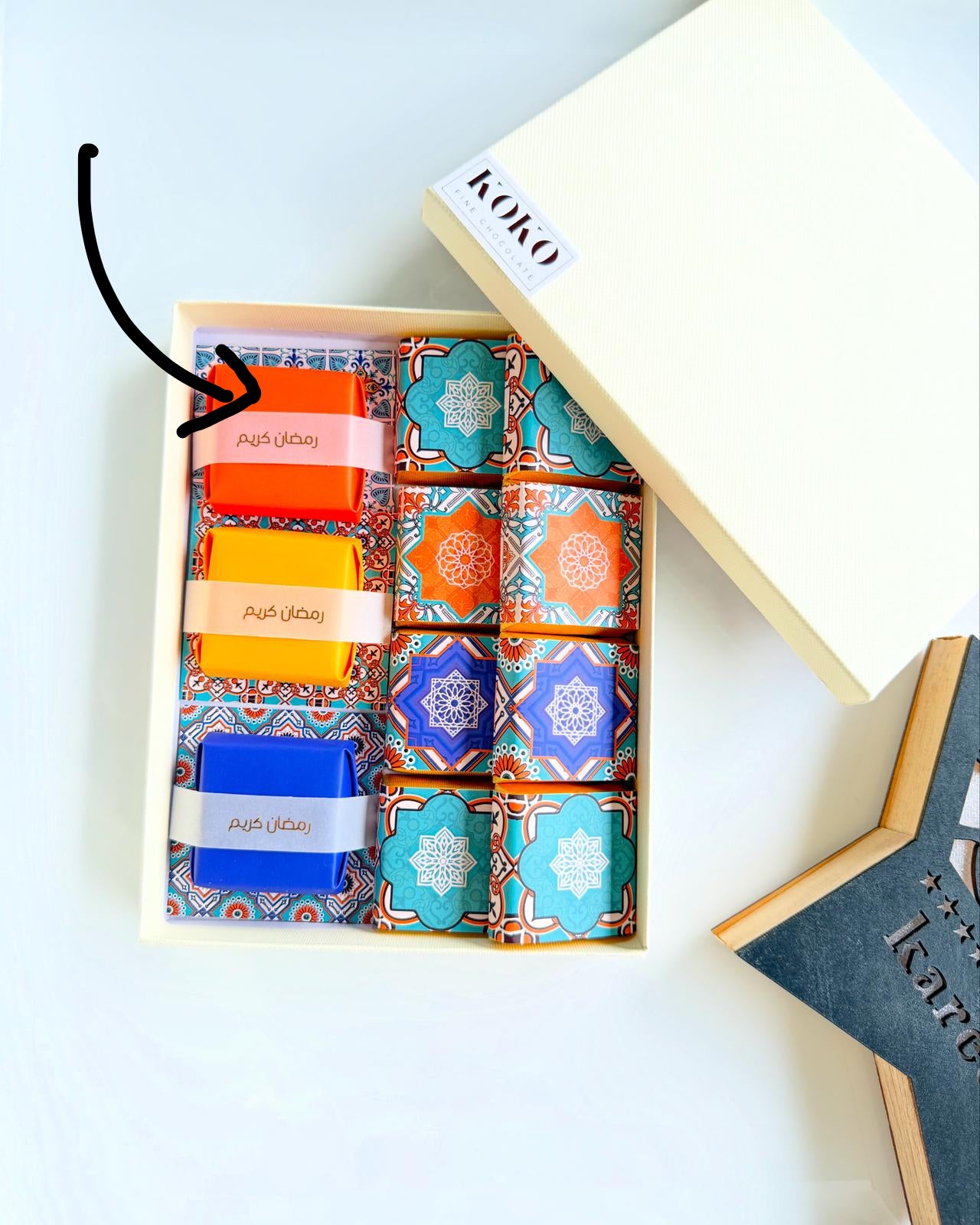 Ramadan Chocolate by Piece (with Golden RAMADAN KAREEM strap and hard background)