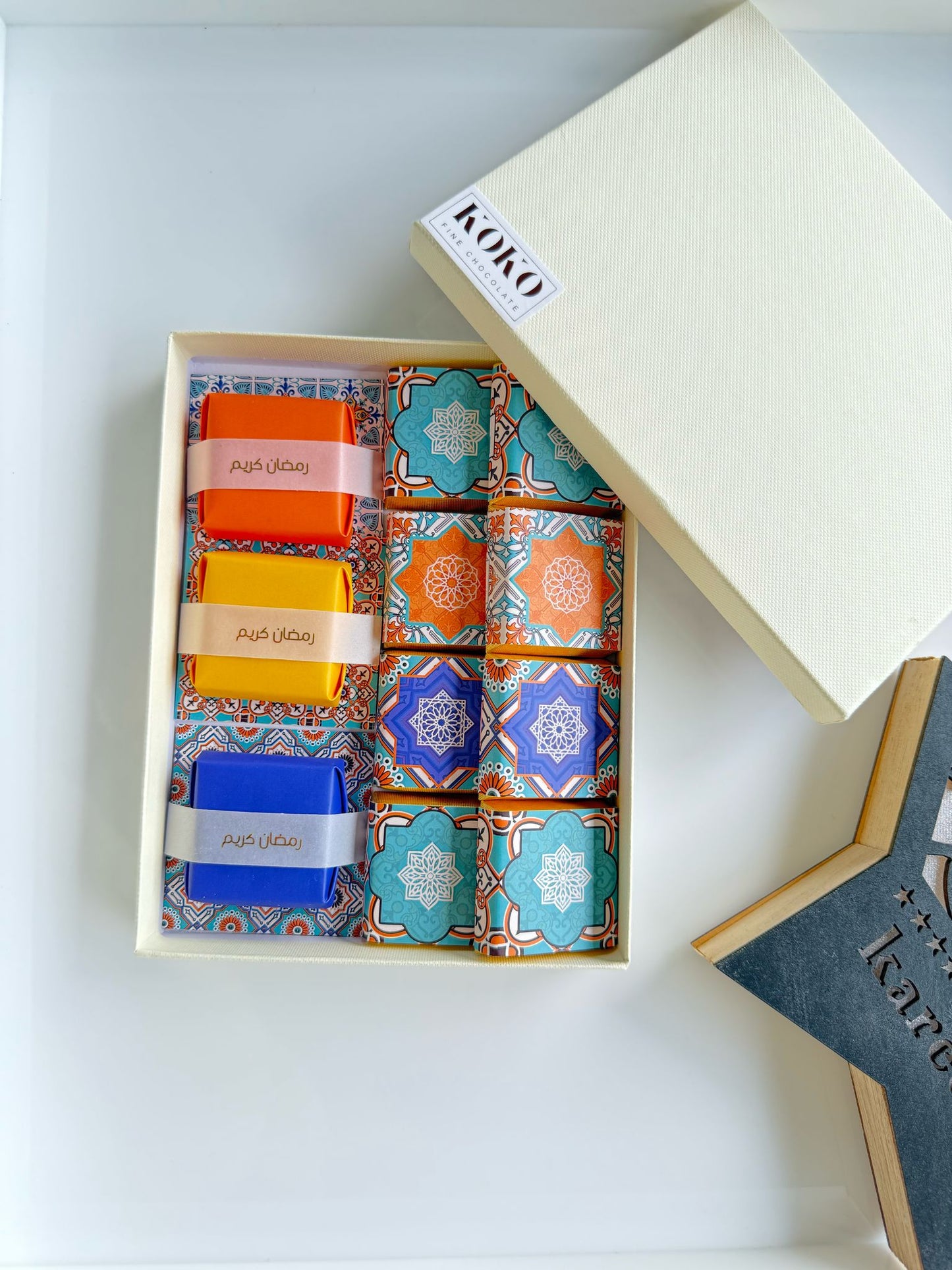 11 mixed pieces chocolate box for Ramadan