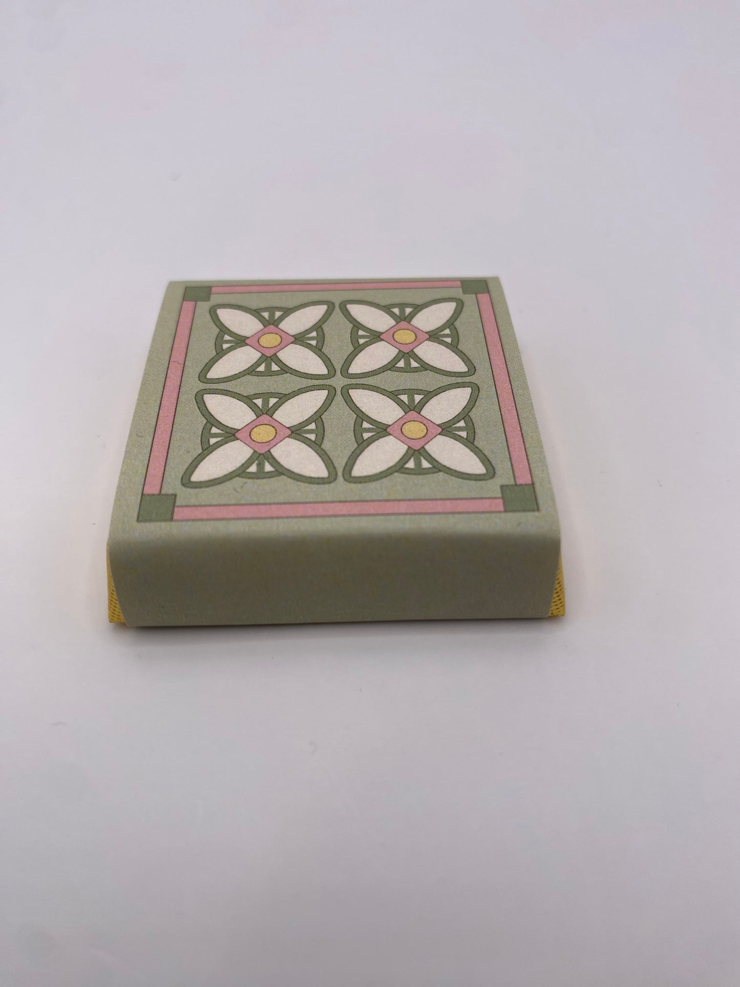 ADHA chocolate by piece - Almond Croquant Chocolate